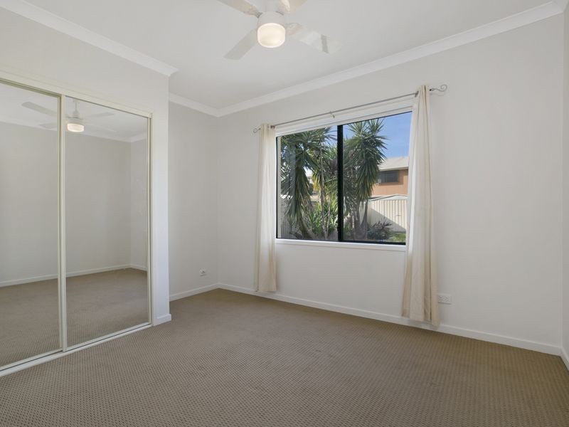 5 Melaleuca Place, Carindale QLD 4152