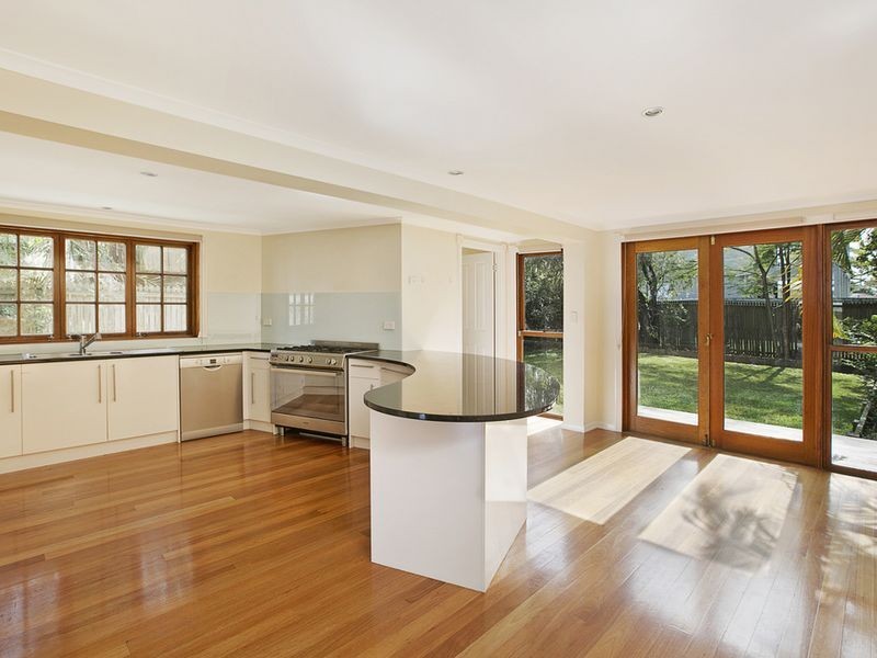 62 Stuart Street, Bulimba QLD 4171