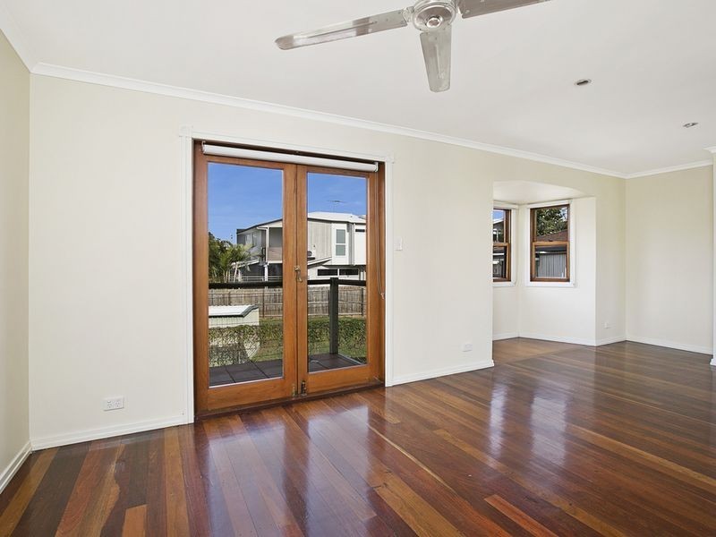 62 Stuart Street, Bulimba QLD 4171