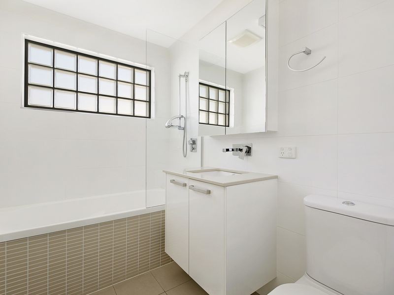 10/18 Barton Road, Hawthorne QLD 4171