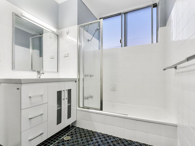 10/19 Riddell Street, Bulimba QLD 4171