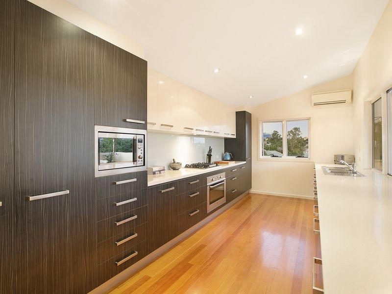 28 Sylvia Street, Camp Hill QLD 4152