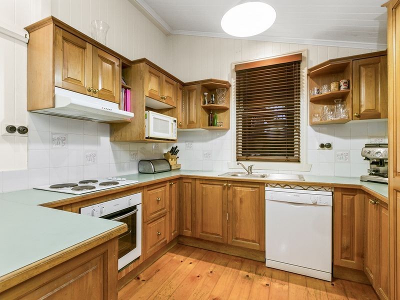 44 Jenolan Avenue, Hawthorne QLD 4171