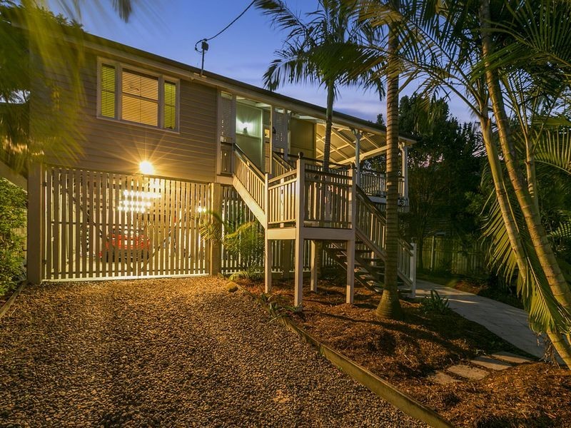 44 Jenolan Avenue, Hawthorne QLD 4171