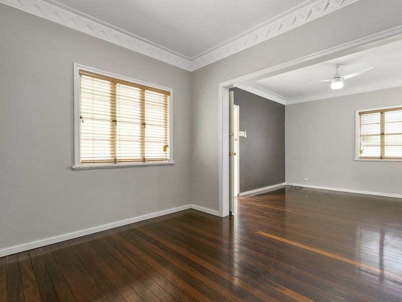 286 Chatsworth Road, Coorparoo QLD 4151