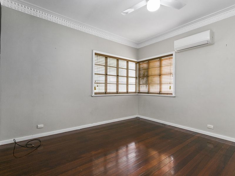 286 Chatsworth Road, Coorparoo QLD 4151