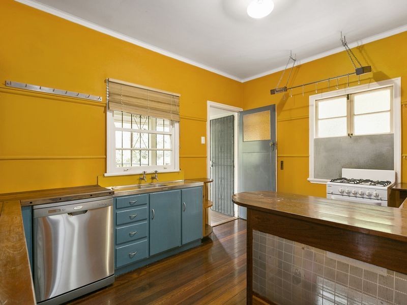 286 Chatsworth Road, Coorparoo QLD 4151