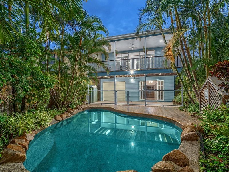 61 Elliott Street, Hawthorne QLD 4171