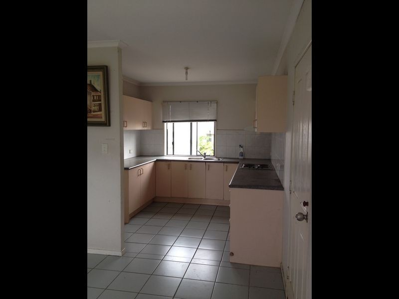 34 Tottenham Street, Woolloongabba QLD 4102