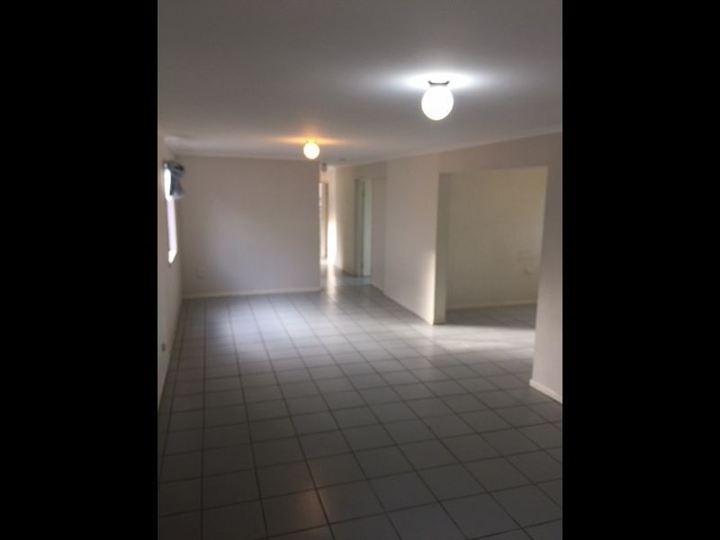 34 Tottenham Street, Woolloongabba QLD 4102