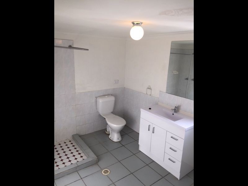 34 Tottenham Street, Woolloongabba QLD 4102