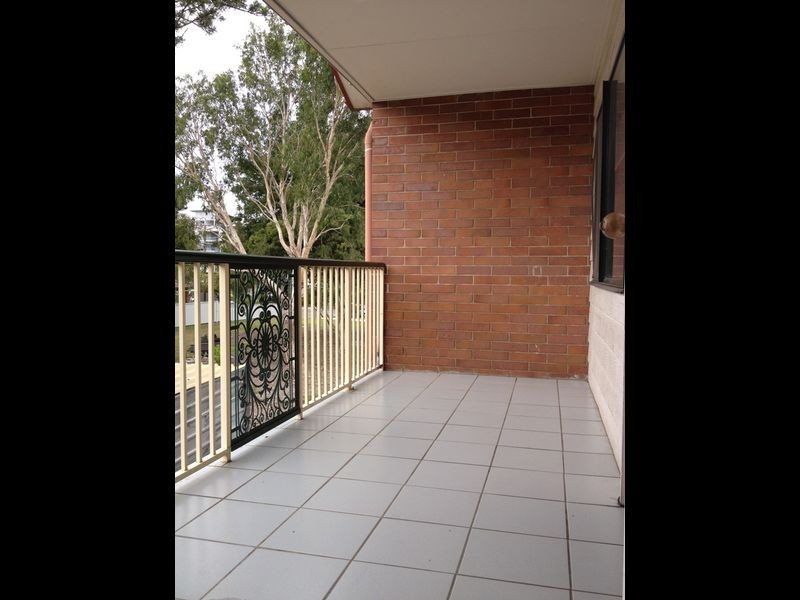 34 Tottenham Street, Woolloongabba QLD 4102