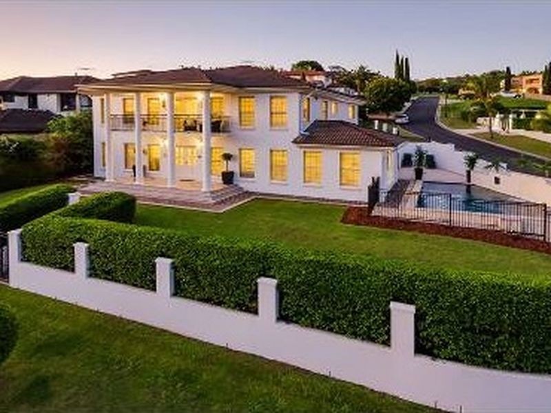 38 Woodland Street, Carindale QLD 4152