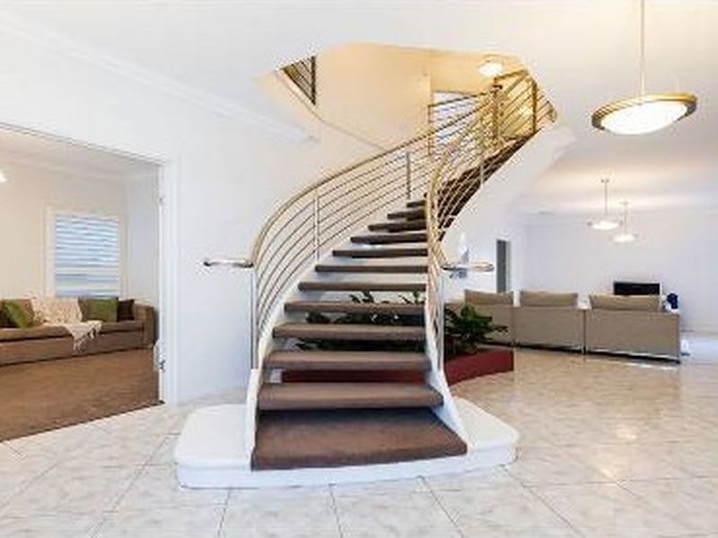 38 Woodland Street, Carindale QLD 4152