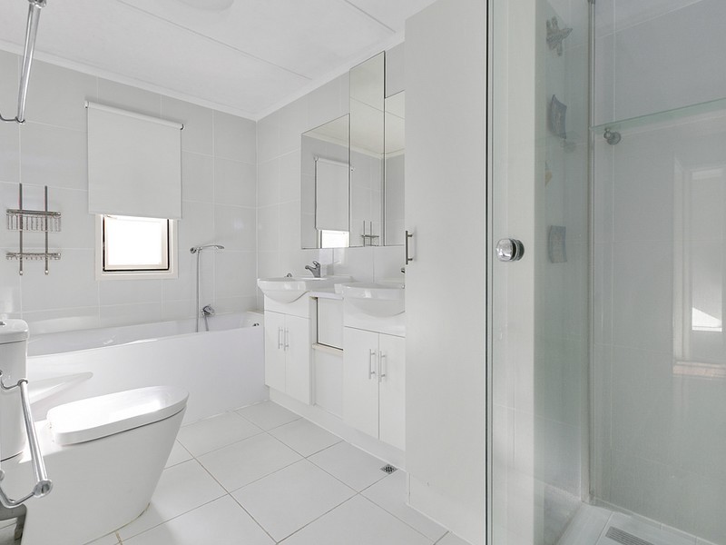 3 Bevis Street, Bulimba QLD 4171