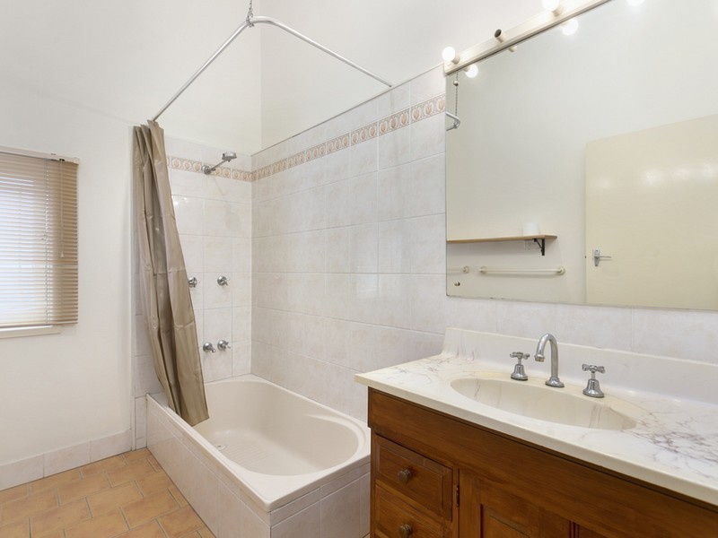 31B Wendell Street, Norman Park QLD 4170