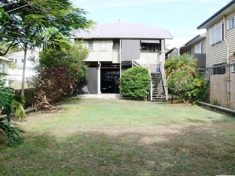 144 Hawthorne Road, Hawthorne QLD 4171