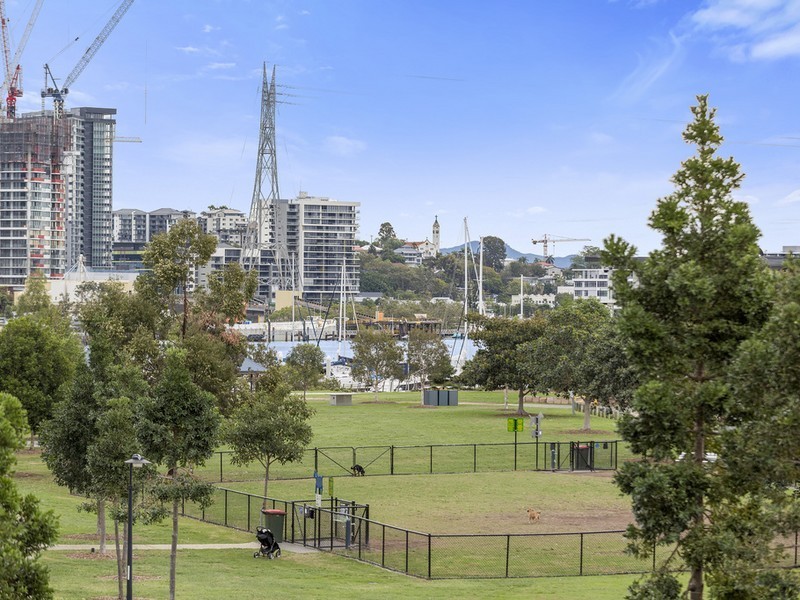 40/18 Riverbend Place, Bulimba QLD 4171