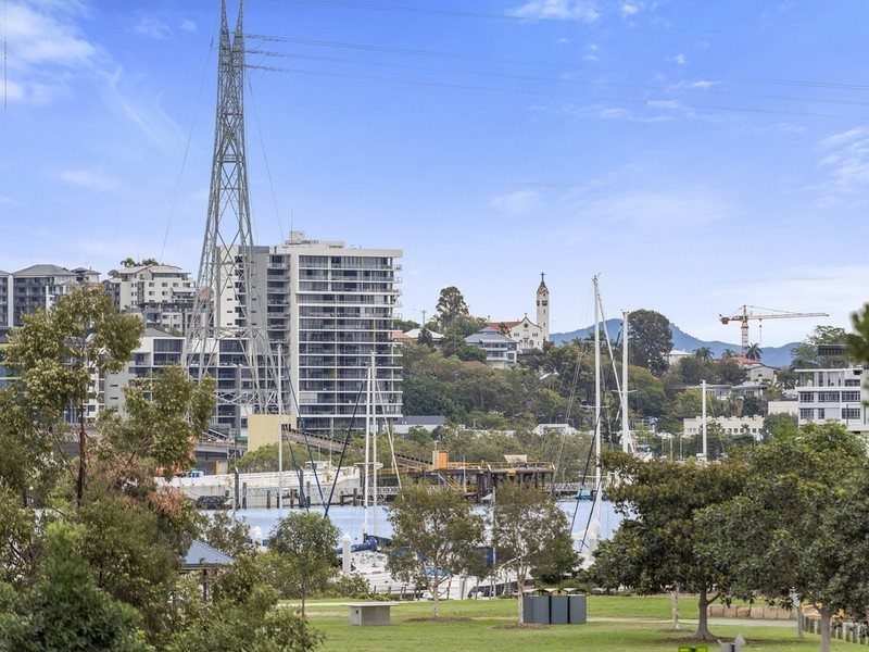 40/18 Riverbend Place, Bulimba QLD 4171