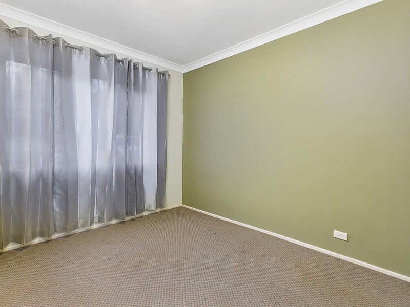 22 Dobbs Street, Holland Park West QLD 4121