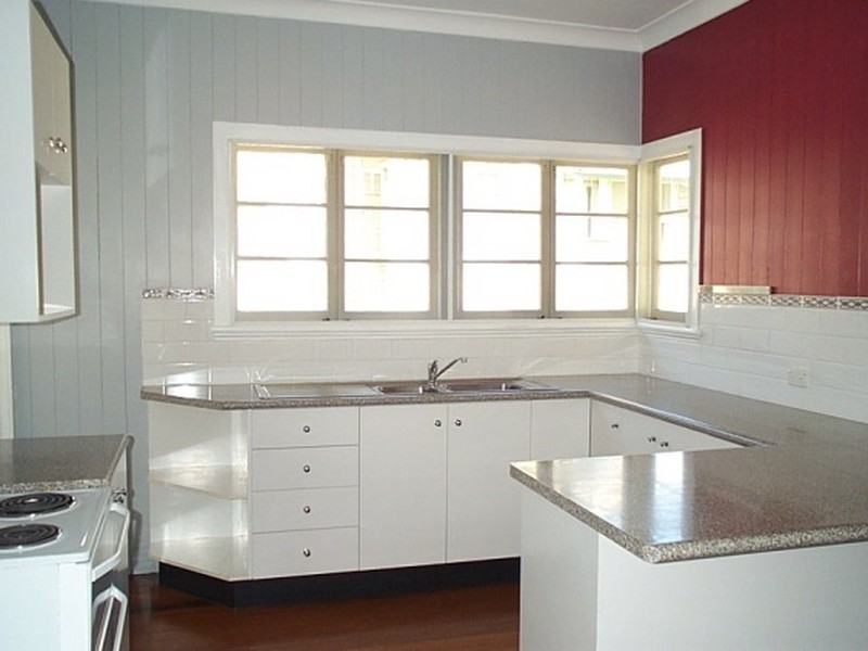 17 Brock Street, Cannon Hill QLD 4170