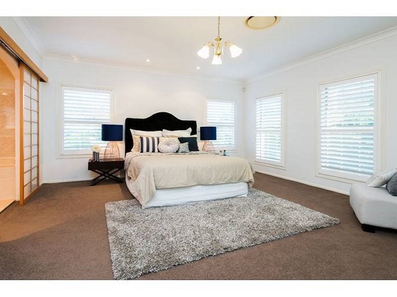 38 Woodland Street, Carindale QLD 4152