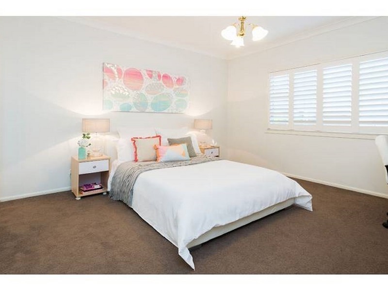 38 Woodland Street, Carindale QLD 4152