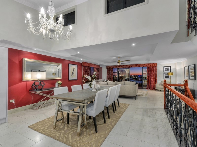 13/24 Philip Street, Hawthorne QLD 4171