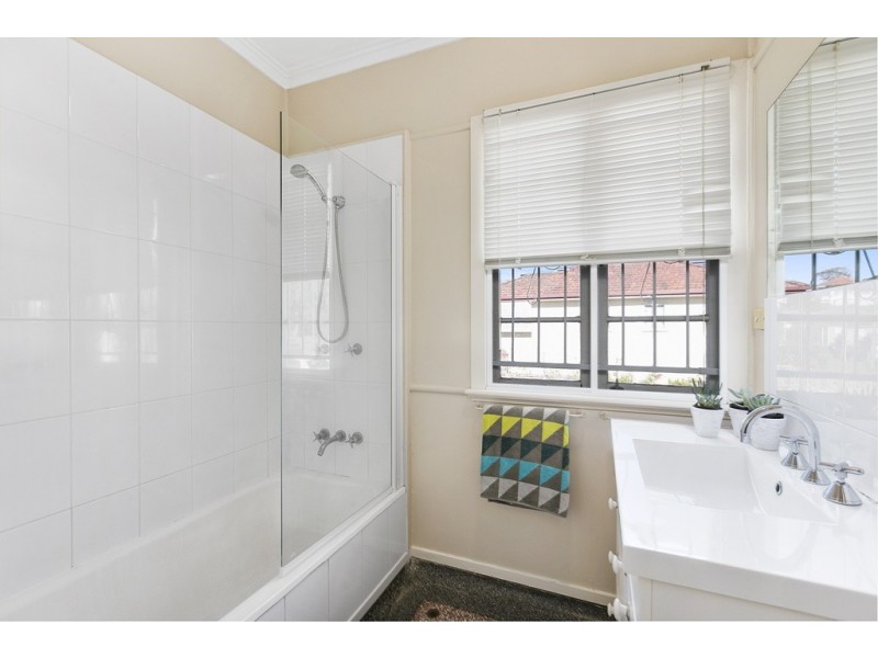 195 Agnew Street, Morningside QLD 4170