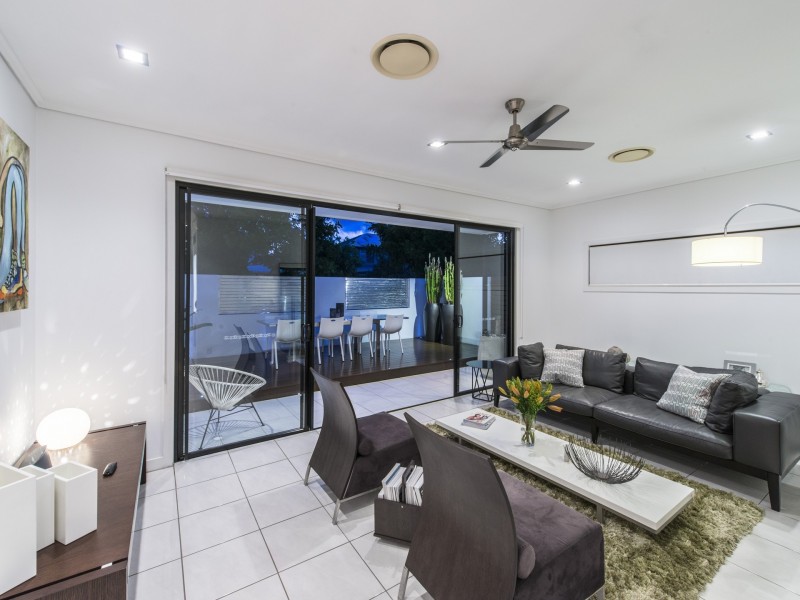 112 Love Street, Bulimba QLD 4171