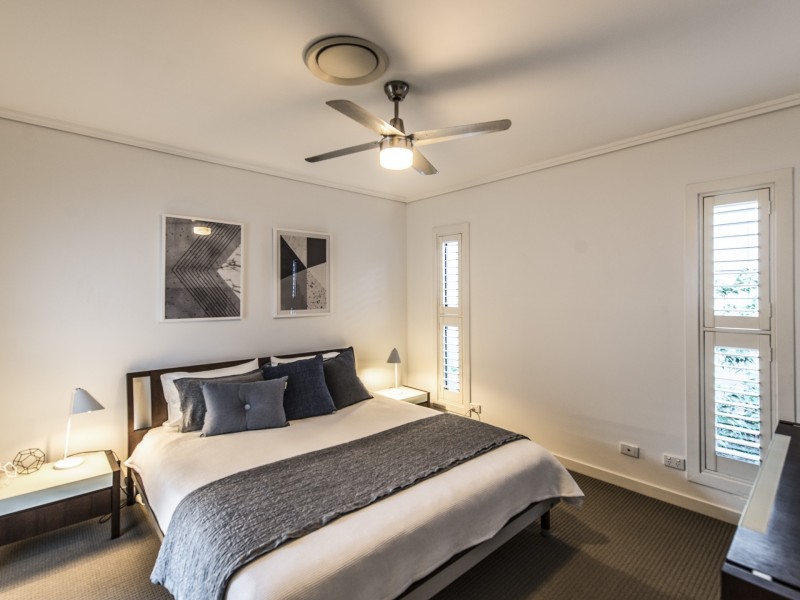 112 Love Street, Bulimba QLD 4171