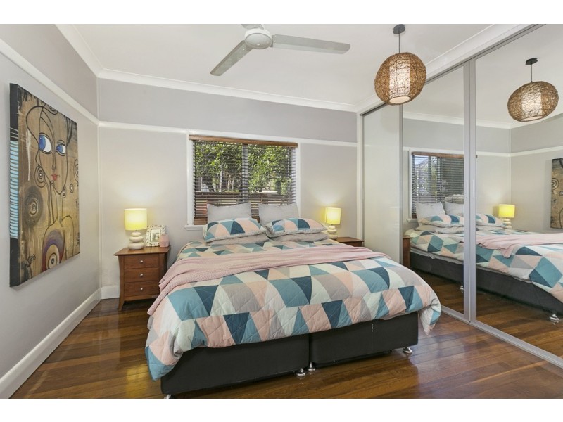 13 Michael Street, Bulimba QLD 4171