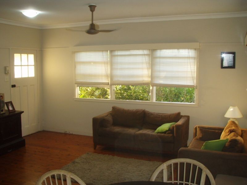 27 Eleanor Street, Carina QLD 4152