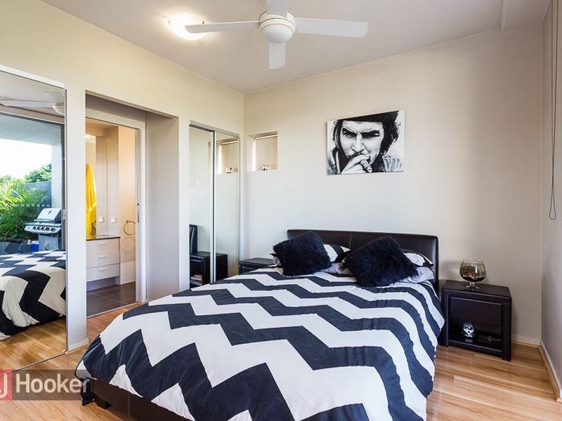12/18 Riverbend Place, Bulimba QLD 4171