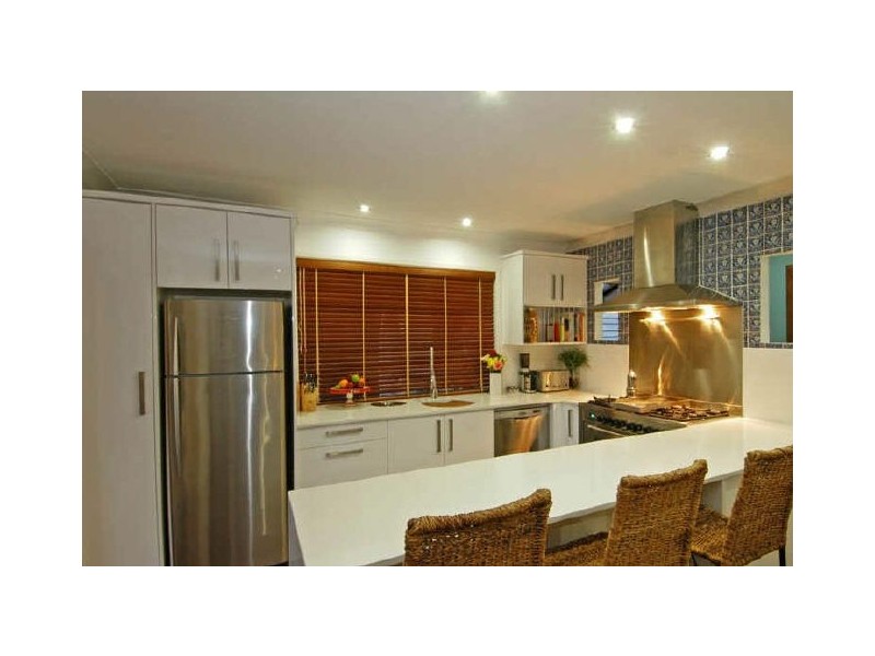 15 Bede Street, Balmoral QLD 4171