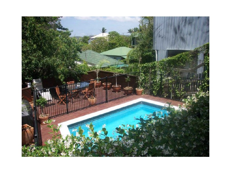 15 Bede Street, Balmoral QLD 4171