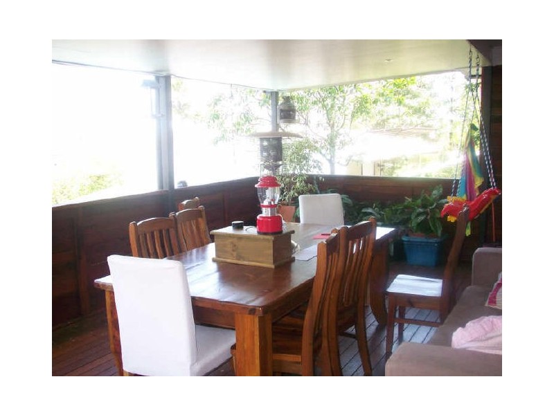 15 Bede Street, Balmoral QLD 4171