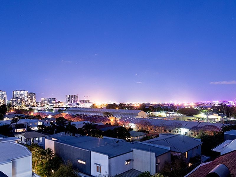 21 Wordsworth Street, Bulimba QLD 4171