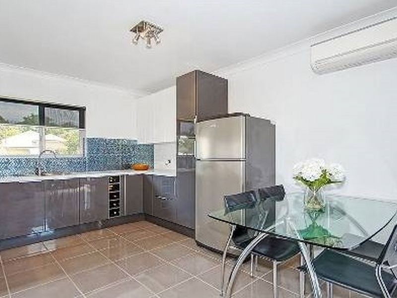 2/38 Belgrave Street, Balmoral QLD 4171