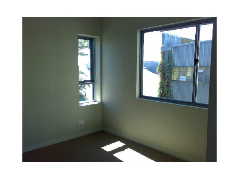 24 River Reach, Bulimba QLD 4171