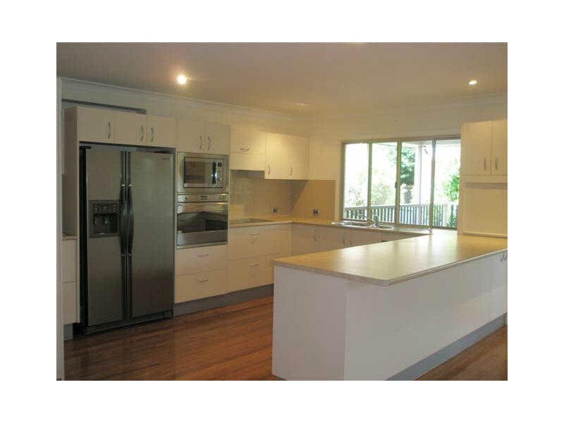 111 Belgrave Street, Morningside QLD 4170