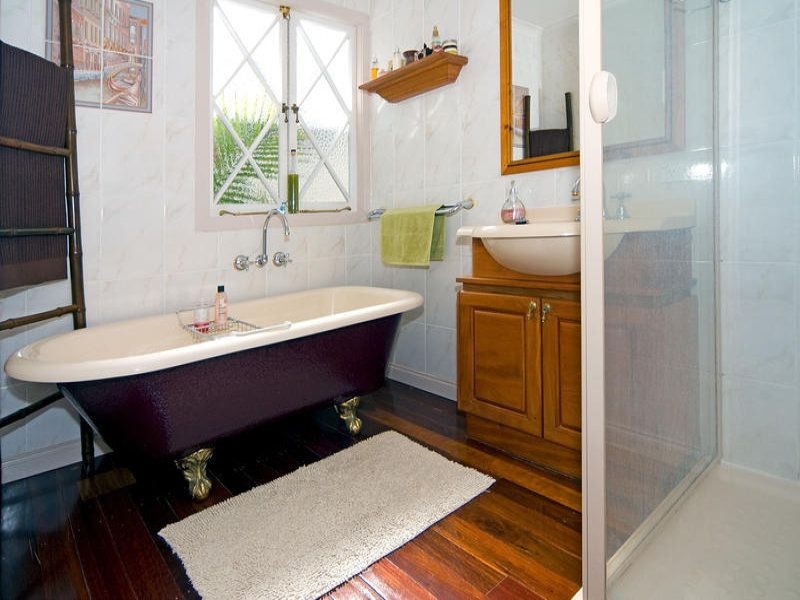 268 Bennetts Road, Norman Park QLD 4170