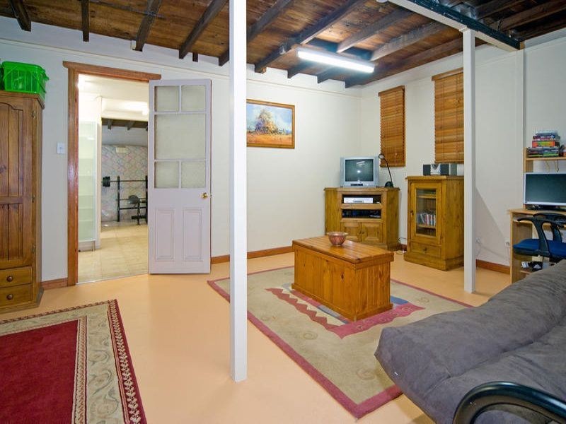 268 Bennetts Road, Norman Park QLD 4170