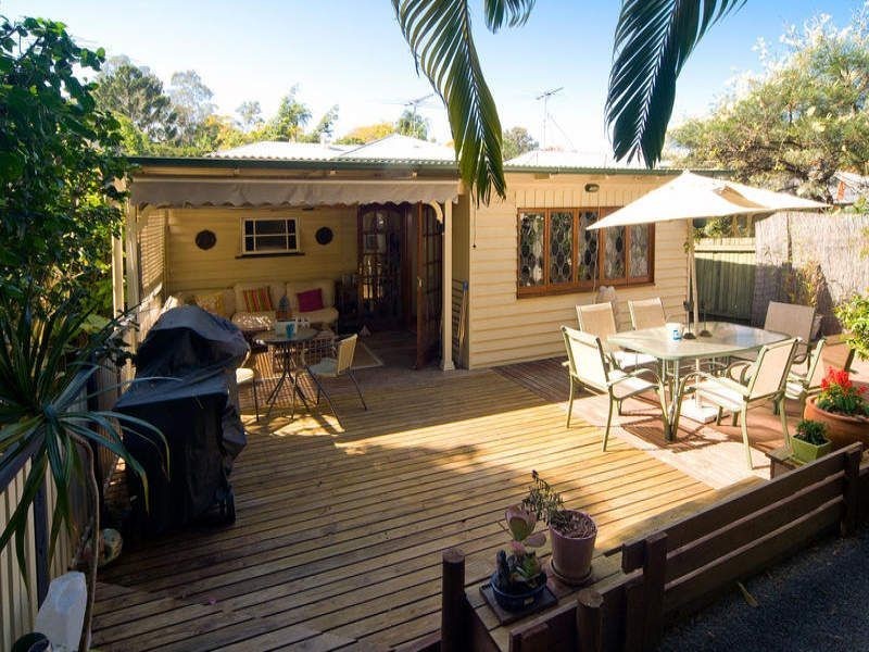 268 Bennetts Road, Norman Park QLD 4170