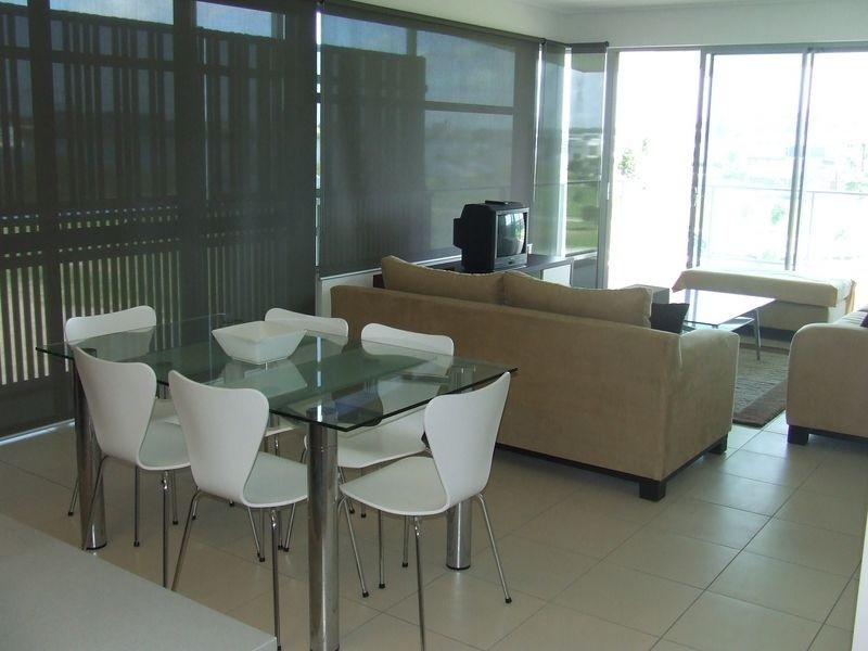 131/16 Waterline Crescent, Bulimba QLD 4171