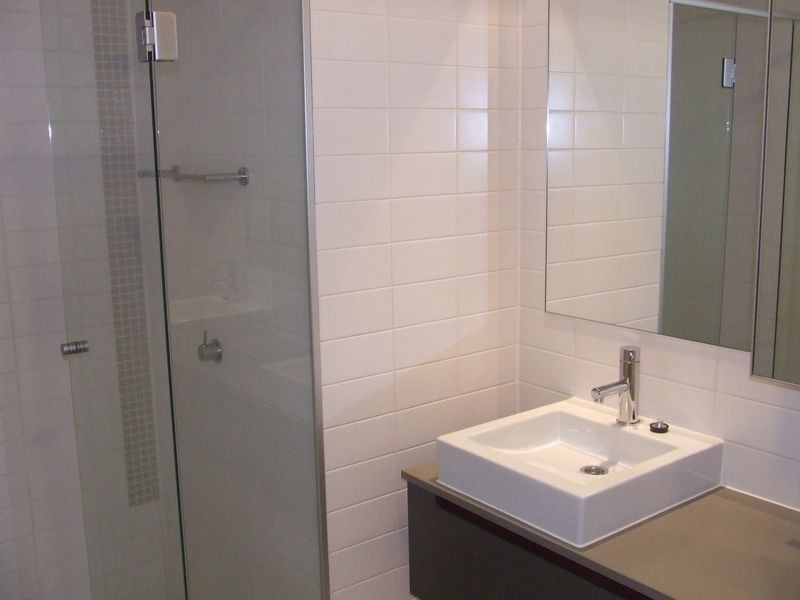 131/16 Waterline Crescent, Bulimba QLD 4171