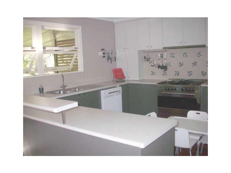 14 Oberon Street, Morningside QLD 4170