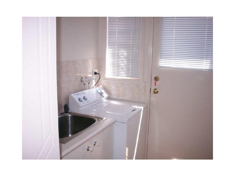 18 Woodland Crescent, Murarrie QLD 4172