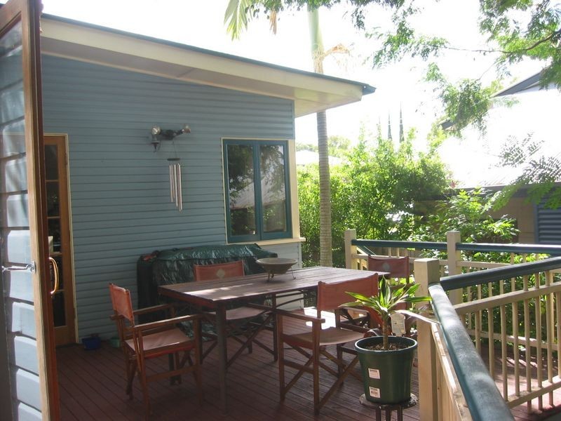 21 Ernest Street, Morningside QLD 4170