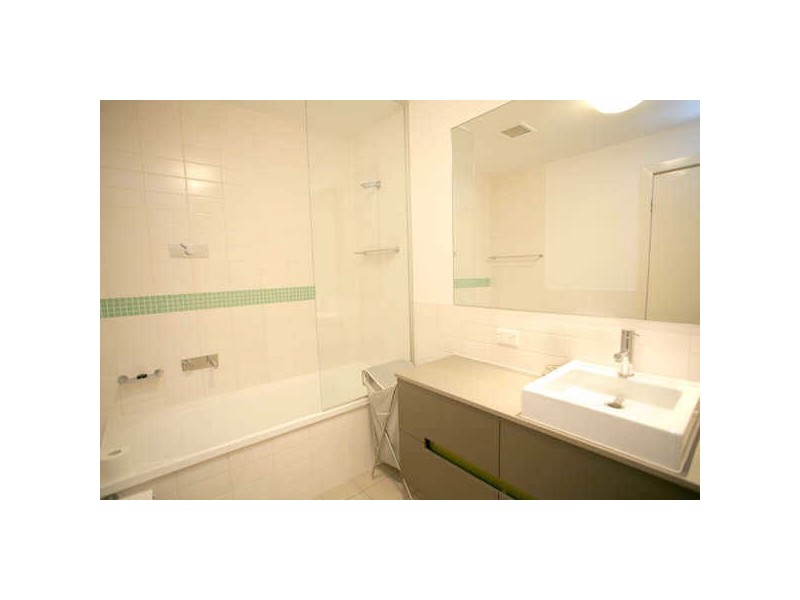 234/16 Waterline Crescent, Bulimba QLD 4171